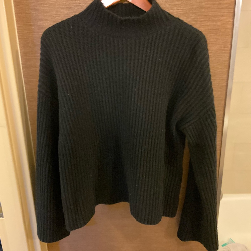 Sweet baby Jamie black sweater xs
